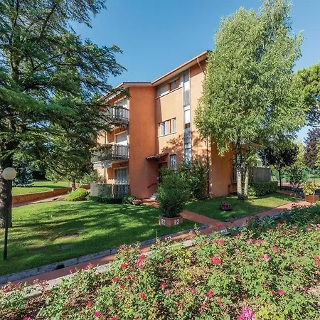 Panorama Peschiera بسكييرا ديل غاردا