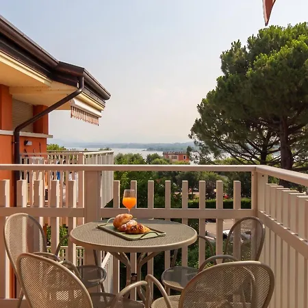 Panorama Peschiera דירה פסקיארה דל גארדה
